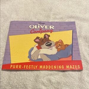Disney Oliver & Company Maze Book